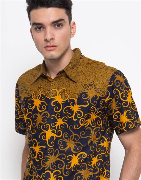 The mod replaces all models of the main character with a daughterfrank. Ini Lho, Model Baju Batik Pria yang Sering Saya Pilih ...