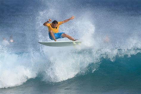 25 Exercises To Get Into The Best Surfing Shape Of Your Life