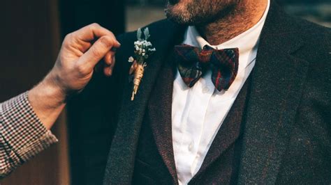Picking An Ideal Prom Suit For Men Complete Guide