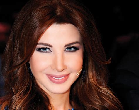 رُقِي و فخامة فيلا نانسي عجرم في لبنان. الحقيبة أيقونة الرقي الاجتماعي - البيان