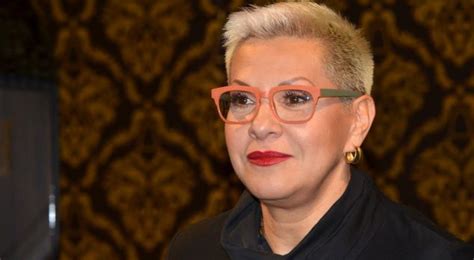 Vystřídala angažmá v drážďanské semperově opeře a státní opeře v berlíně. Operní pěvkyni Dagmar Peckovou (59) připravila menopauza o ...