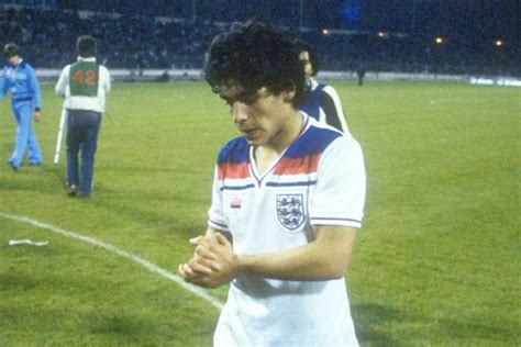 Diego Maradona Wearing England S Shirt After A Marca English