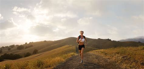 Rod Mclean Photographyathletes Female Runner Running In The Field