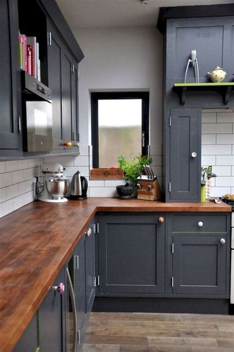 Popular Farmhouse Kitchen Color Ideas To Get Comfortable Cooking