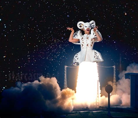 Lady Gaga To Sing From Space During 2015 Music Festival