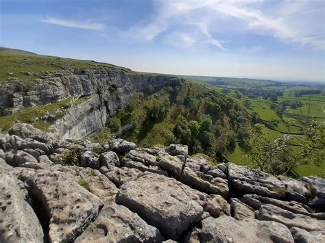 Awesome Nature Walks In Lancashire And The Yorkshire Dales 2 Malham