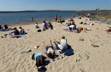 Huge Crowds Flock To Yorkshire S Secret Beach On Hottest Day Of The Year Yorkshirelive