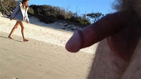 Nude Beach Boner Cfnm Erection Gif Sexiz Pix