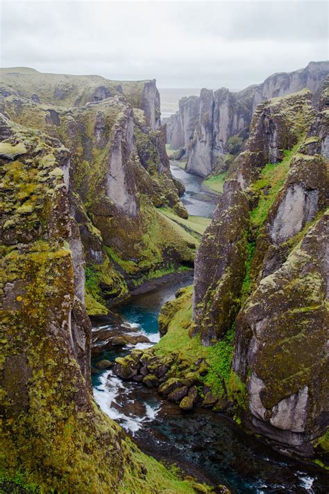 Fjaðrárgljúfur Canyon Iceland Darren Cox Flickr