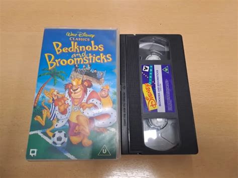 Bedknobs Broomsticks Walt Disney Classics Vhs Video Cassette