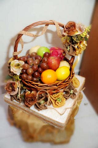 Lukisan buah buahan 80x60 simbol hadirkan kelimpahan makanan dirumah11 shopee indonesia gubahan hantaran terkeni: gubahan buah-buahan dalam bakul