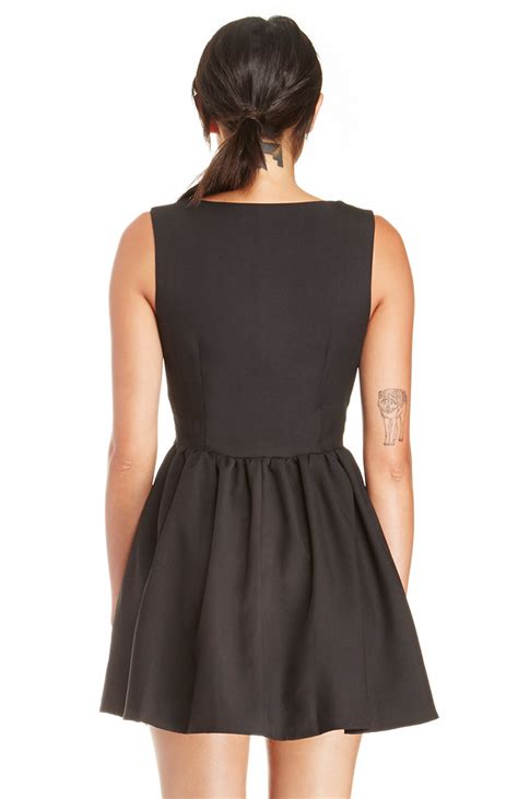 Dailylook Plunging Fit And Flare Dress In Black Dailylook