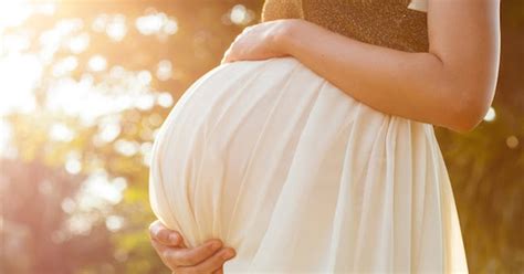 10 Simple Ways To Be Happy During Pregnancy For The First Timer