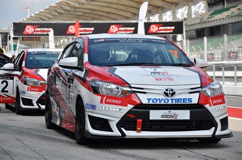 It features 20 corners and two long straights. Watch Your Favorite Toyota Vios Challenge Racing School ...