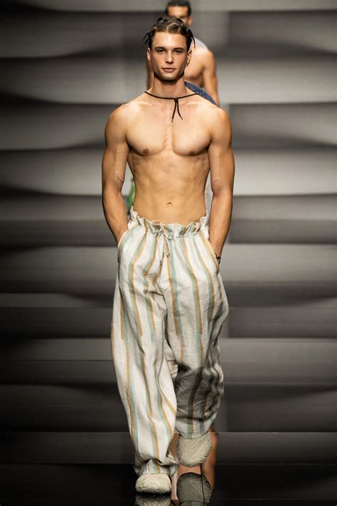 The 6 Sexiest Trends Spotted At Mens Fashion Week Vogue France