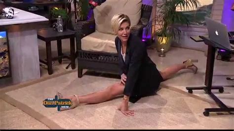 DP Live Look In Charissa Thompson Does The Splits YouTube