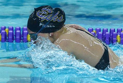 Campus Angle Megan Pierce Wayland Highwilliams College Swimming