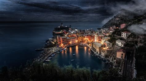 2000x1118 City Cityscape Cinque Terre Italy Night Stars Sea Boat