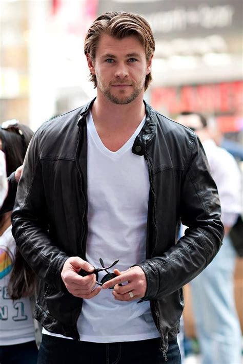 Chris Hemsworth Steal His Style Fashion And Lifestyle Selectspecs