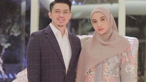 Irwansyah daulay is on facebook. Zaskia Sungkar Akhirnya Hamil, Kok Paula Verhoeven Istri ...