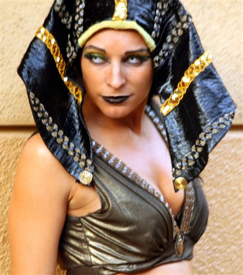 Egyptian Girl Revenge Of The Mummy ~ The Ride ~ At Univers Flickr