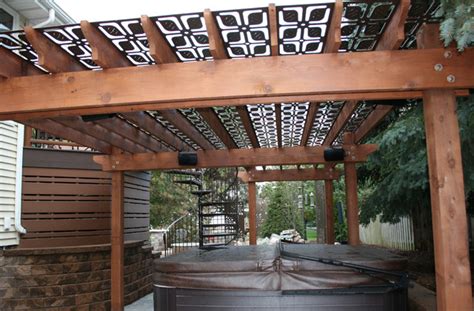 Olson Privacy Panels And Pergola Screen Transitional Patio