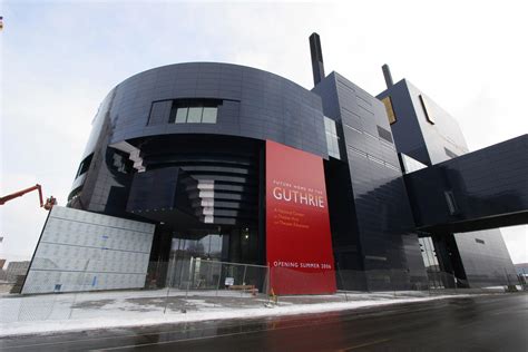Guide To The Guthrie Theater Cbs Minnesota