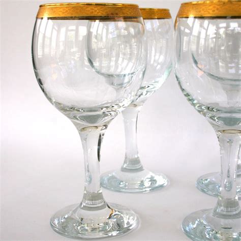 Vintage Wine Glasses Gold Rimmed Rim Crystal Glasses Etsy