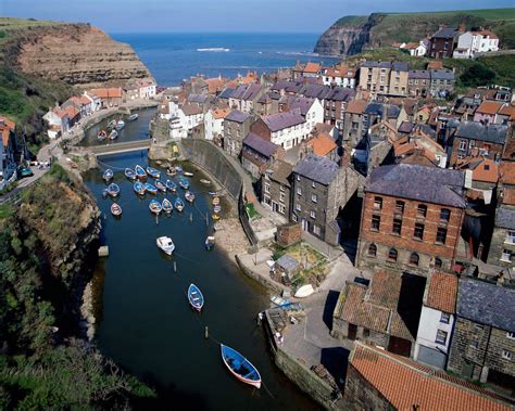 It is also the most populous of the four with almost 52 million inhabitants (roughly 84% of the total population of the uk). Staithes Near Whitby England Wallpapers | HD Wallpapers ...