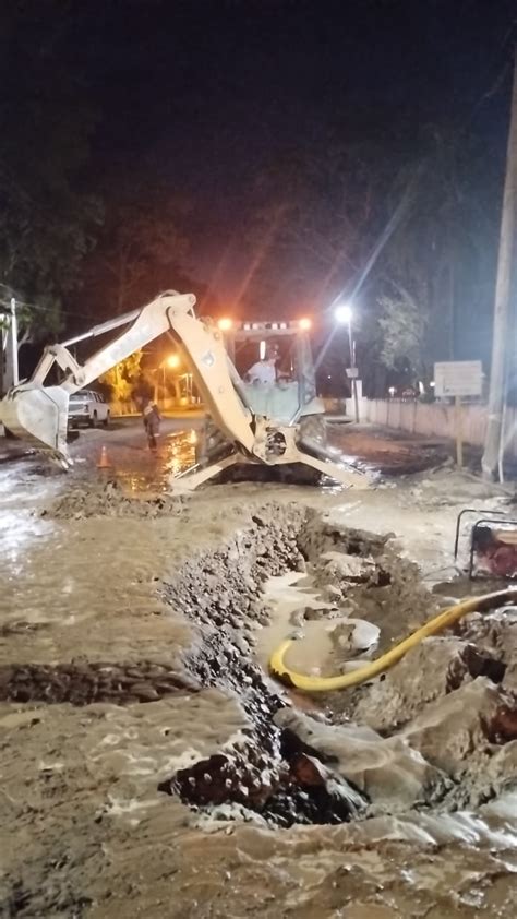 Parte De La Ciudad Sin Agua Por Rotura De Ca Er A Principal En Sector