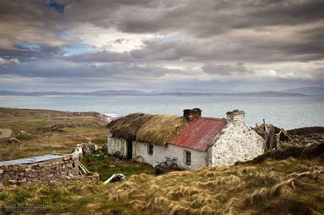 Cottage By The Sea Ireland Landscape Irish Landscape Ireland Cottage