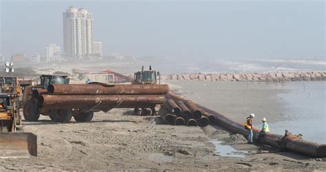 Sand Replenishment Project Begins On Galveston Seawall Beaches Local News The Daily News