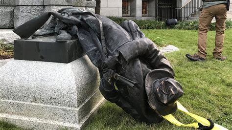 Protesters Tear Down Confederate Statue In Durham Video