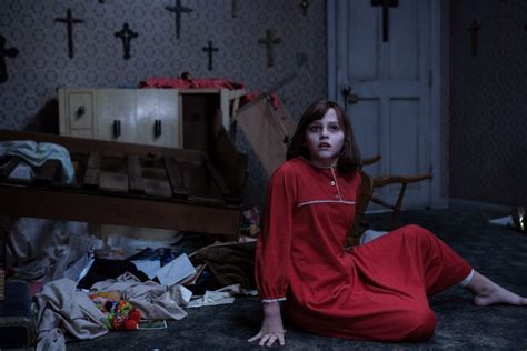the creepy nun from the conjuring 2 is getting a spinoff movie