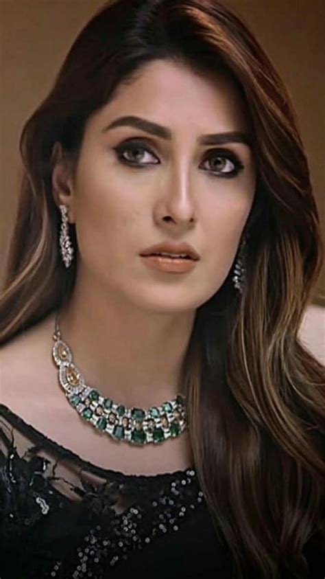 Pakistani Actress Pakistani Fashion Beautiful Pakistani Dresses