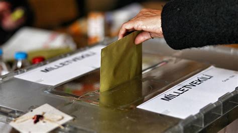 Seçimde oy kullanmak zorunlu mu Oy kullanmama cezası ne kadar kaç TL