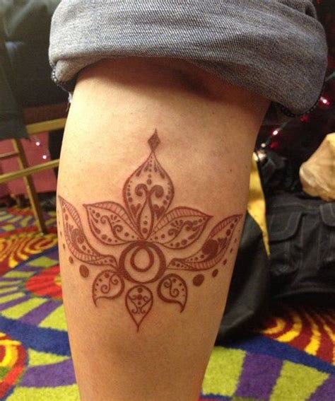 65 Eye Catching Brown Ink Tattoo Designs Brown Tattoo Ink Browning Tattoo Henna Inspired Tattoos
