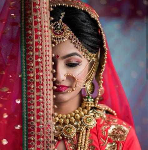 Dupatta Indian Wedding Photos Beautiful Indian Brides Indian Bridal Photos