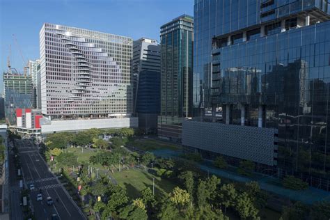 the-wavy-city-center-tower-opens-in-manila-caza-architects-arch2o-com