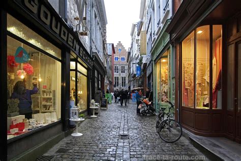 Rue Commerçante Serpenstraat à Gand Belgique Gent Belgium Blog