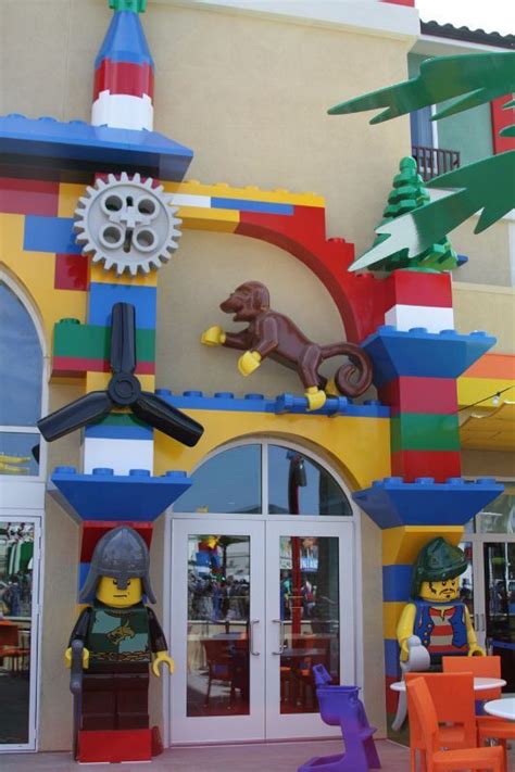 Legoland Hotel In Carlsbad Ca Theme Parks Hotels For Kids Fun