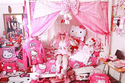 Hello Kitty Super Fan Has Spend £30000 On Her Impressive Collection