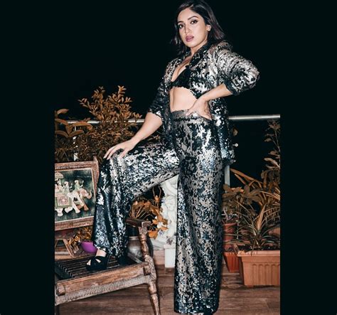 bhumi pednekar looks sexy in bikini actress turns up heat in these photos news18
