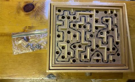 Vintage Deluxe Labyrinth Wood Maze Game Pavilion 59 Hole W 11 Medal