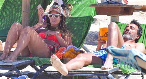 Nuria Roca en bikini la historia de la foto más buscada por los paparazzi ante la denuncia
