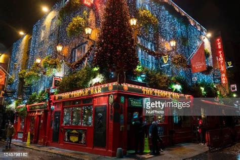 The Temple Bar Photos And Premium High Res Pictures Getty Images