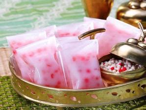 Siapkan loyang yang sudah dibasuh air matang. Resep Mudah Membuat Hunkwe Mutiara Lembut dan Kenyal ...