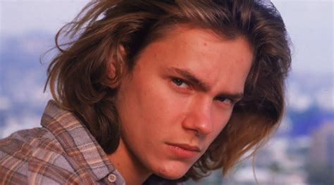 The Top 5 Essential River Phoenix Movies And His Life And Career Pop