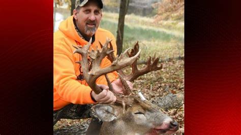 Illinois Hunter In Running For Largest Buck Killed In Us