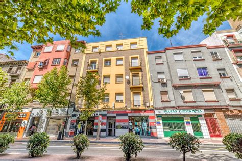 Todas nuestras casas en venta en madrid cuentan con la certificación de altamira que garantiza el buen estado de las viviendas; Piso en venta en Zaragoza, Zaragoza Avenida Madrid